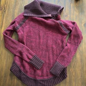 Lululemon Passage to Prana Turtleneck Sweater - EUC